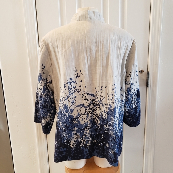 Coldwater Creek Navy and Beige Button-Down Jacket - Picture 4 of 8